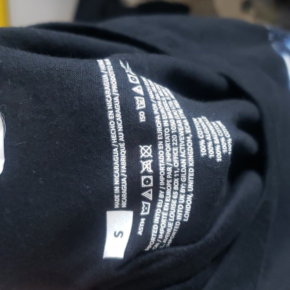 Avril Lavigne Let Go Longsleeve Shirt Size Small Unisex NWT - Picture 5 of 5